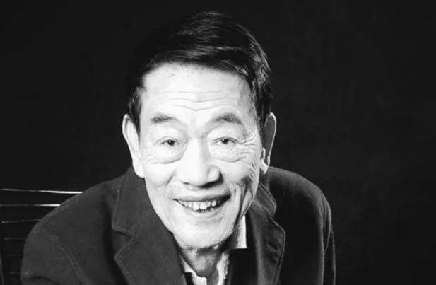 皇冠盘
_助理曝光杨少华死亡原因！吃淀粉肠是去世前3天拍的皇冠盘
，并非临终当天卖货